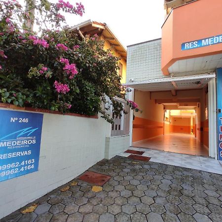 Residencial Medeiros Lejlighed Guarda do Embaú Eksteriør billede